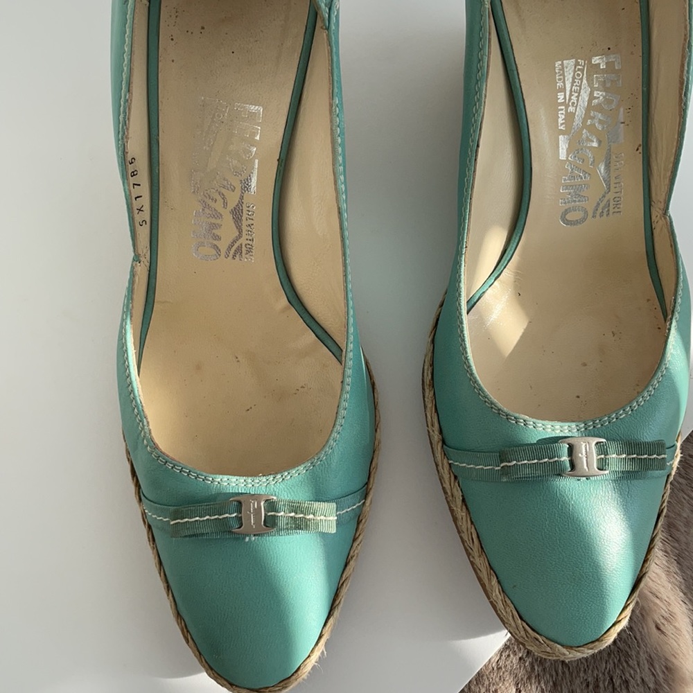 Shoes - Picture 3 of 12